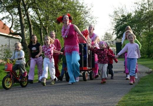 Animatieteam met kinderen