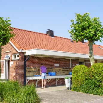 Toiletgebouw veld T - Ginsterveld