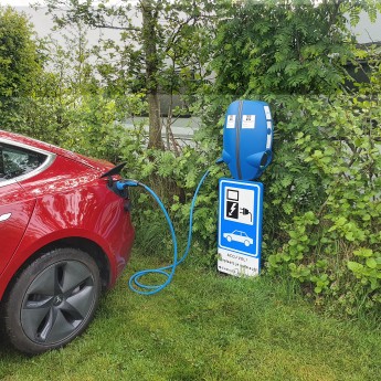 Laadpaal voor elektrische auto's -Ginsterveld