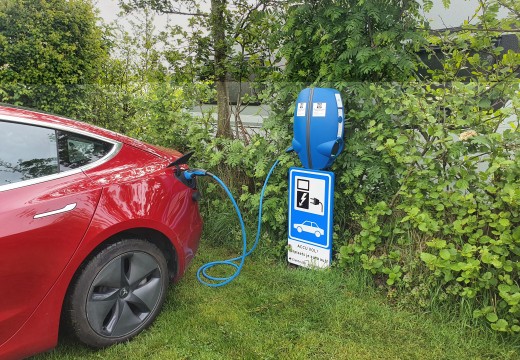 Laadpaal voor elektrische auto's -Ginsterveld