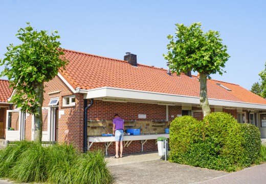 Toiletgebouw veld T - Ginsterveld Toiletgebouw veld T - Ginsterveld
