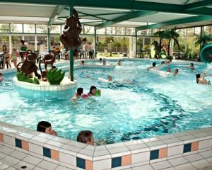 Vakantiepark Camping Met Zwembad In Burgh Haamstede Ginsterveld